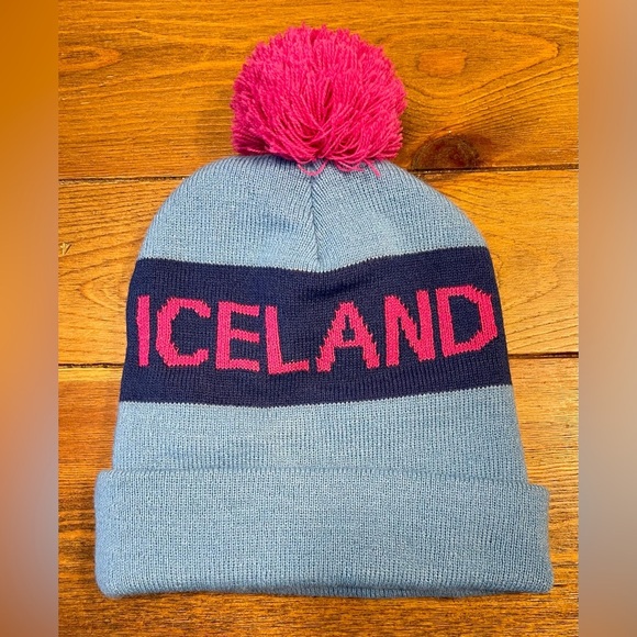 Iceland | I Don’t Speak Icelandic | Bobble Beanie | Winter Hat | One Size